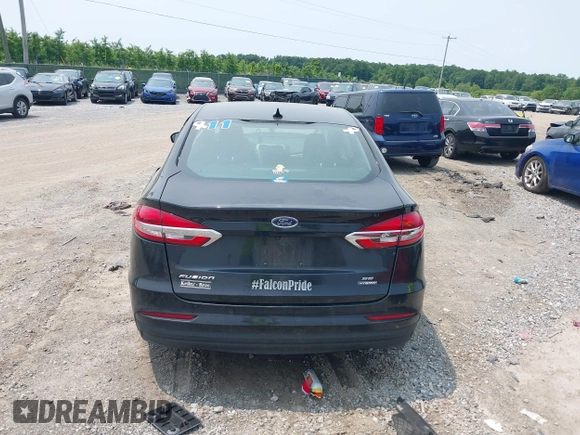 2020 Ford Fusion SE with VIN 3FA6P0LU5LR142665, listed as a IAAI auction lot 42415611 with 101,686 mi miles and . Bid and sale history available at DreamBid. Image 15.