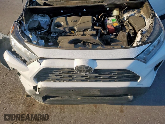 2019 Toyota RAV4 XLE with VIN JTMW1RFV6KD512405, listed as a Copart auction lot 53965385 with 92,066 mi miles and Salvage Title. Bid and sale history available at DreamBid. Image 12.