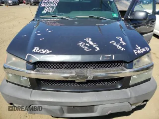 2004 Chevrolet Avalanche Z71 with VIN 3GNEK12T64G333096, listed as a Copart auction lot 70452624 with 0 mi miles and Salvage Title. Bid and sale history available at carsss.com. Image 11.