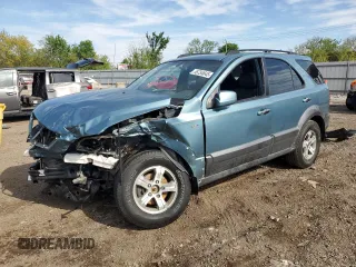 2003 Kia Sorento LX z VIN KNDJC733435112026, wystawiony jako Copart lot #55754645 z przebiegiem 164 586 mil mil oraz Szkoda całkowita • Salvage title. Historia ofert i sprzedaży dostępna na DreamBid. Obrazek 1.