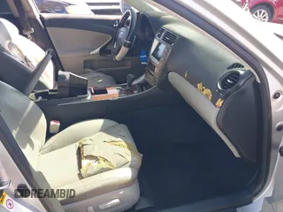 2006 Lexus IS 350 z VIN JTHBE262562002921, wystawiony jako IAAI lot #41991639 z przebiegiem 142 941 mil mil oraz . Historia ofert i sprzedaży dostępna na DreamBid. Obrazek 5.