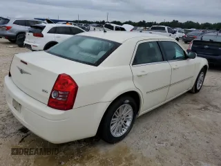 2008 Chrysler 300 LX with VIN 2C3LA43RX8H327674, listed as a Copart auction lot 74428474 with 40,559 mi miles and Salvage Title. Bid and sale history available at carsss.com. Image 3.