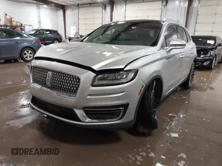 2019 Lincoln Nautilus Reserve with VIN 2LMPJ6L96KBL18957, listed as a IAAI auction lot 41563412 with 62,539 mi miles and . Bid and sale history available at DreamBid. Image 2.