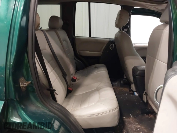 2004 Jeep Liberty Limited z VIN 1J4GL58K74W158762, wystawiony jako IAAI lot #42228405 z przebiegiem 133 943 mil mil oraz . Historia ofert i sprzedaży dostępna na DreamBid. Obrazek 8.