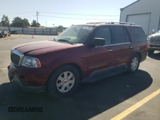 2004 Lincoln Navigator Luxury with VIN 5LMFU28R84LJ00843, listed as a Copart auction lot 61247165 with 114,828 mi miles and Salvage title. Bid and sale history available at DreamBid. Image 1.