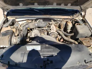 2000 Chevrolet Silverado 1500 with VIN 1GCEC14W5YE217348, listed as a Copart auction lot 46402225 with 316,234 mi miles and Salvage Title. Bid and sale history available at carsss.com. Image 13.