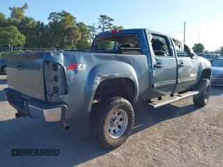 2010 GMC Sierra 1500 SLE z VIN 3GTRKVE30AG239997, wystawiony jako IAAI lot #42056748 z przebiegiem 159 931 mil mil oraz . Historia ofert i sprzedaży dostępna na DreamBid. Obrazek 4.