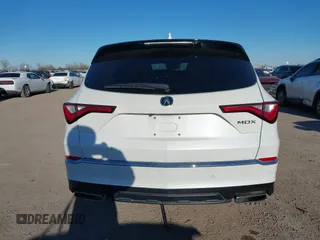2022 Acura MDX w/Technology Package with VIN 5J8YD9H45NL009674, listed as a IAAI auction lot 41251825 with 38,635 mi miles. Bid and sale history available at carsss.com. Image 17.