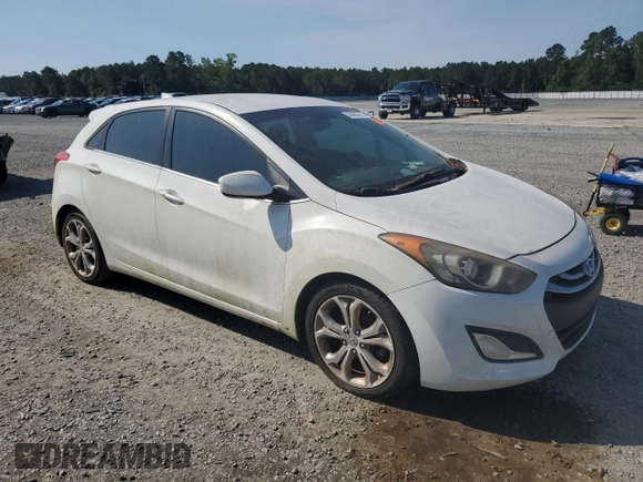 2013 Hyundai Elantra with VIN KMHD35LE9DU083547, listed as a Copart auction lot 59883945 with 258,085 mi miles and Clean title. Bid and sale history available at DreamBid. Image 4.