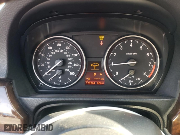 2010 BMW 3 Series 335i with VIN WBAPM7C55AA367228, listed as a Copart auction lot 85376264 with 173,784 mi miles and Clean title. Bid and sale history available at DreamBid. Image 9.