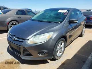2013 Ford Focus SE with VIN 1FADP3F2XDL152112, listed as a IAAI auction lot 41839118 with 157,609 mi miles. Bid and sale history available at carsss.com. Image 2.