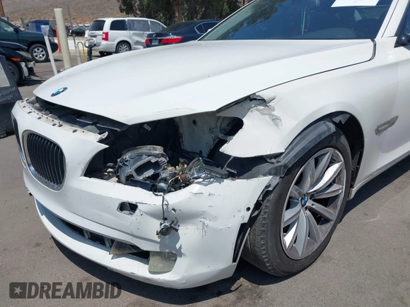 2009 BMW 7 Series 750Li с VIN WBAKB83529CY58927, выставлен на аукционе IAAI как лот 42356768 с пробегом 123 883 миль миль и . История ставок и продаж доступна на DreamBid. Изображение 6.