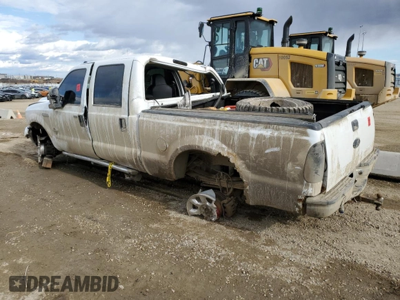 2005 Ford F-350 XL with VIN 1FTWW31P25EC68788, listed as a Copart auction lot 61584285 with Not provided miles and Salvage title. Bid and sale history available at DreamBid. Image 2.