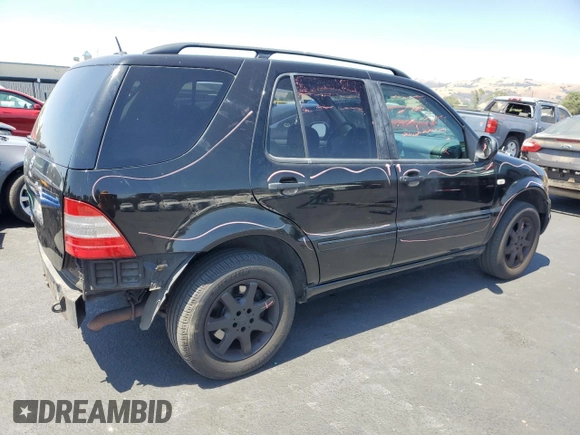 2000 Mercedes-Benz M 320/430/500 with VIN 4JGAB72EXYA193906, listed as a Copart auction lot 62025125 with 142,808 mi miles and Salvage title. Bid and sale history available at DreamBid. Image 3.