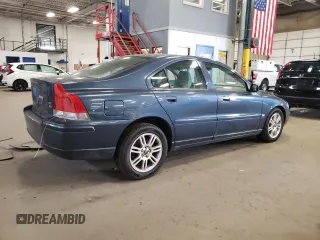 2006 Volvo S60 2.5T with VIN YV1RH592862554749, listed as a Copart auction lot 53538585 with 86,040 mi miles and Clean Title. Bid and sale history available at carsss.com. Image 3.