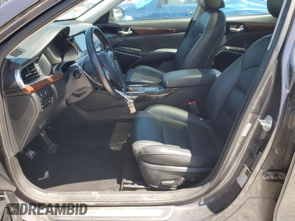 2018 Kia Cadenza Premium with VIN KNALC4J17J5127610, listed as a Copart auction lot 60551144 with 92,109 mi miles and Clean Title. Bid and sale history available at carsss.com. Image 7.