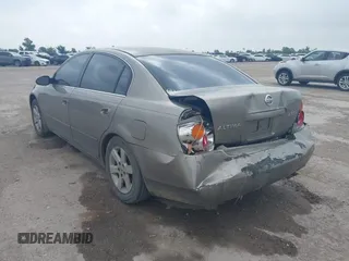 2004 Nissan Altima S with VIN 1N4AL11D84C180499, listed as a IAAI auction lot 42331141 with 180,365 mi miles and . Bid and sale history available at DreamBid. Image 3.