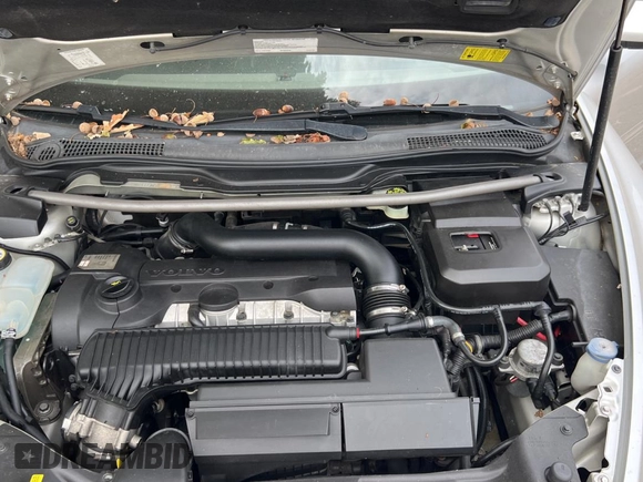 2006 Volvo C70 with VIN YV1MC68276J001385, listed as a Copart auction lot 72410764 with 109,543 mi miles and Clean Title. Bid and sale history available at carsss.com. Image 7.