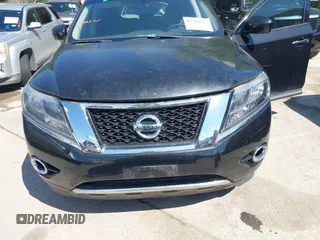2015 Nissan Pathfinder SV with VIN 5N1AR2MN2FC642105, listed as a IAAI auction lot 42580343 with 228,957 mi miles and . Bid and sale history available at DreamBid. Image 6.