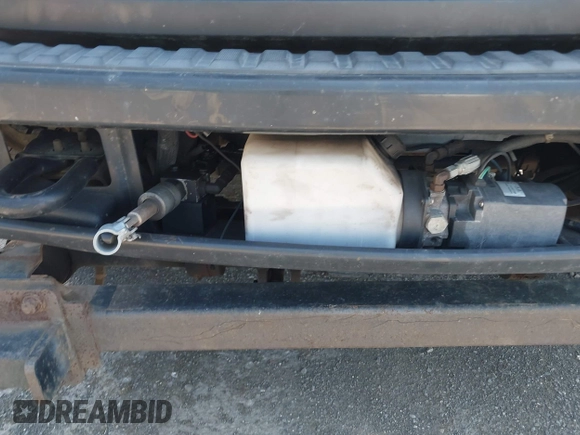 2011 Ford F-350 Platinum with VIN 1FT7W3B60BEC07963, listed as a IAAI auction lot 41839112 with 211,495 mi miles and . Bid and sale history available at DreamBid. Image 23.