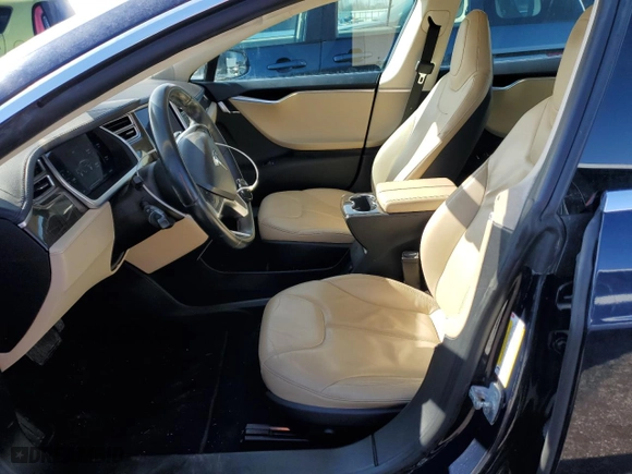 2013 Tesla Model S with VIN 5YJSA1CN1DFP13130, listed as a Copart auction lot 49703475 with 227,093 mi miles and Salvage Title. Bid and sale history available at carsss.com. Image 7.