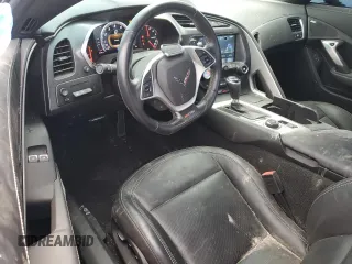 2019 Chevrolet Corvette Z06 2LZ z VIN 1G1YS2D65K5603161, wystawiony jako Copart lot #50962845 z przebiegiem 4648 mil mil oraz Szkody całkowita. Historia ofert i sprzedaży dostępna na DreamBid. Obrazek 8.