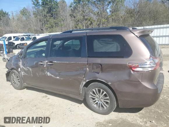 2019 Toyota Sienna XLE Auto Access Seat with VIN 5TDYZ3DC8KS982553, listed as a Copart auction lot 49378595 with 66,481 mi miles and Salvage Title. Bid and sale history available at carsss.com. Image 2.