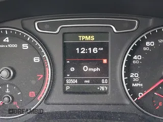 2015 Audi Q3 Prestige z VIN WA1GFCFS5FR000694, wystawiony jako IAAI lot #42246403 z przebiegiem 93 504 mil mil oraz . Historia ofert i sprzedaży dostępna na DreamBid. Obrazek 15.