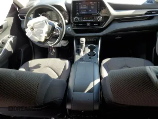 2022 Toyota Highlander LE z VIN 5TDBZRBHXNS251845, wystawiony jako Copart lot #45867085 z przebiegiem 50 472 mil mil oraz Szkoda całkowita • Salvage title. Historia ofert i sprzedaży dostępna na DreamBid. Obrazek 8.
