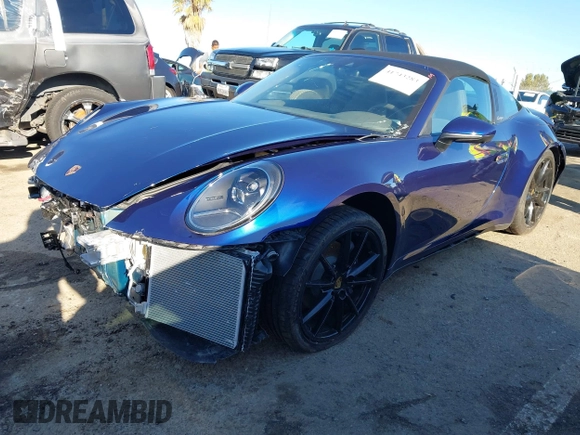 2024 Porsche 911 4 with VIN WP0BA2A93RS228140, listed as a IAAI auction lot 41743283 with 630 mi miles. Bid and sale history available at carsss.com. Image 18.