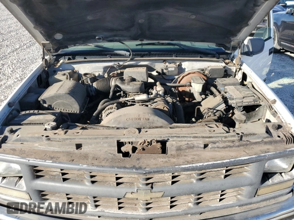 1999 Chevrolet Suburban with VIN 3GNEC16R7XG251720, listed as a Copart auction lot 81502654 with 198,335 mi miles and Non Repairable. Bid and sale history available at carsss.com. Image 12.