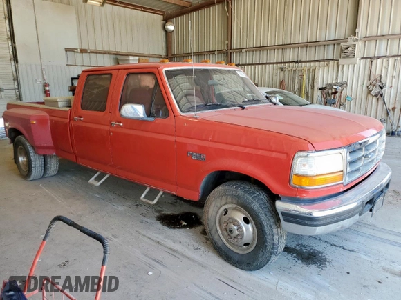1995 Ford F-350 with VIN 1FTJW35F5SEA46141, listed as a Copart auction lot 63977585 with 386,819 mi miles and Salvage title. Bid and sale history available at DreamBid. Image 4.