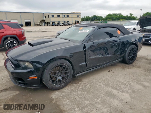 2013 Ford Mustang V6 с VIN 1ZVBP8EM7D5217243, выставлен на аукционе Copart как лот 59540935 с пробегом 204 457 миль миль и Списание • Salvage title. История ставок и продаж доступна на DreamBid. Изображение 1.