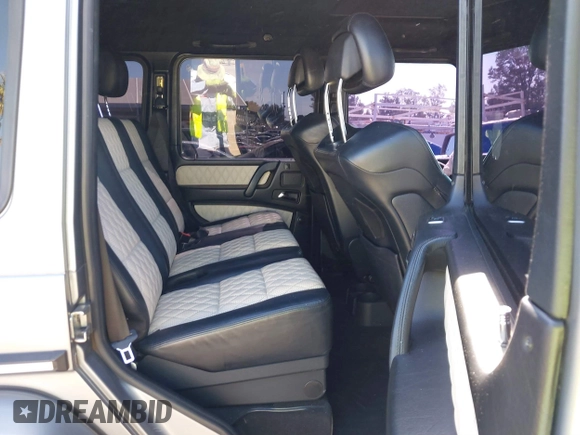 2014 Mercedes-Benz G-Class G 63 AMG with VIN WDCYC7DF5EX225931, listed as a IAAI auction lot 39186257 with 76,859 mi miles. Bid and sale history available at carsss.com. Image 8.