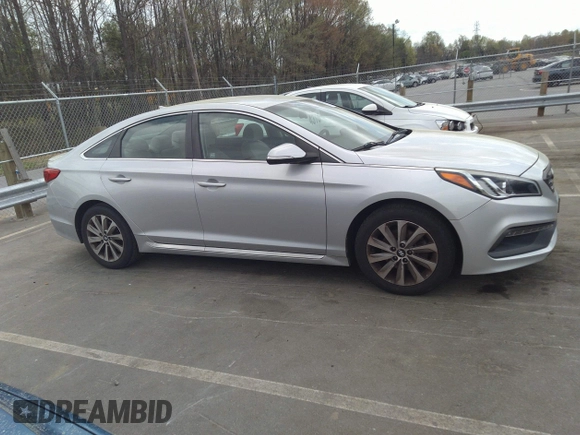 2015 Hyundai Sonata Limited with VIN 5NPE34AF8FH084569, listed as a IAAI auction lot 41914841 with 94,685 mi miles and . Bid and sale history available at carsss.com. Image 13.