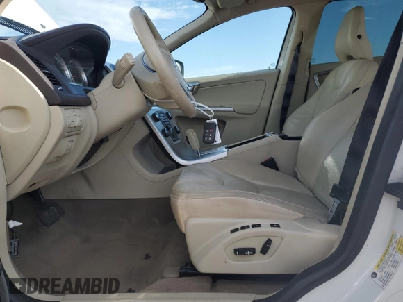 2012 Volvo XC60 3.2L с VIN YV4952DZ9C2253532, выставлен на аукционе Copart как лот 56222305 с пробегом 131 849 миль миль и Списание • Salvage title. История ставок и продаж доступна на DreamBid. Изображение 7.