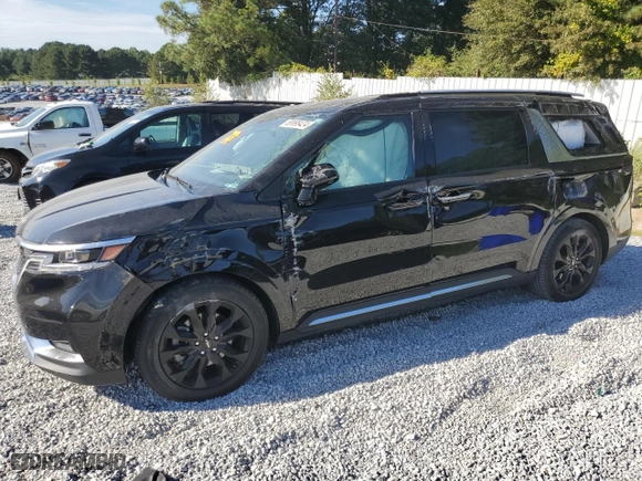 2022 Kia Carnival SX with VIN KNDNE5H37N6149609, listed as a Copart auction lot 69998424 with 53,749 mi miles and Salvage Title. Bid and sale history available at carsss.com. Image 1.