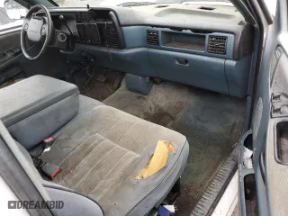 1996 Dodge Ram 1500 with VIN 1B7HC16Z2TS571133, listed as a Copart auction lot 71982594 with 233,135 mi miles and Salvage Title. Bid and sale history available at carsss.com. Image 10.