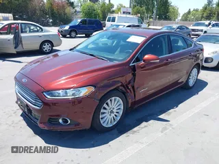 2015 Ford Fusion SE Hybrid с VIN 3FA6P0LU2FR310783, выставлен на аукционе IAAI как лот 42617746 с пробегом 47 264 миль миль и . История ставок и продаж доступна на DreamBid. Изображение 6.