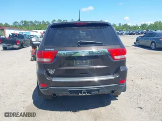 2011 Jeep Grand Cherokee Overland with VIN 1J4RR6GT1BC647292, listed as a IAAI auction lot 42069742 with 199,340 mi miles. Bid and sale history available at carsss.com. Image 16.
