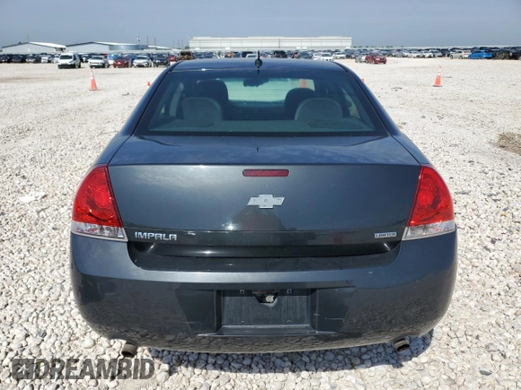 2014 Chevrolet Impala LS z VIN 2G1WA5E39E1162205, wystawiony jako Copart lot #56305635 z przebiegiem 178 610 mil mil oraz Szkoda całkowita • Salvage title. Historia ofert i sprzedaży dostępna na DreamBid. Obrazek 6.