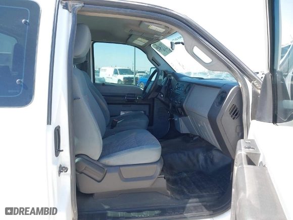 2011 Ford Super Duty F-250 SRW XL with VIN 1FT7X2A63BEC30372, listed as a IAAI auction lot 41654085 with 148,955 mi miles. Bid and sale history available at carsss.com. Image 5.