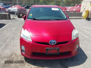 2011 Toyota Prius I with VIN JTDKN3DU6B5337481, listed as a IAAI auction lot 42143060 with 207,394 mi miles. Bid and sale history available at carsss.com. Image 12.