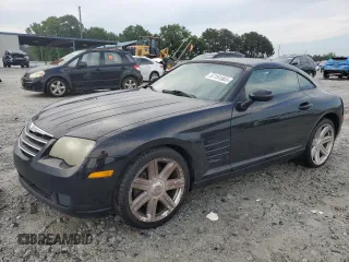 2005 Chrysler Crossfire z VIN 1C3AN59L45X032968, wystawiony jako Copart lot #57151565 z przebiegiem 157 616 mil mil oraz Tytuł czysty. Historia ofert i sprzedaży dostępna na DreamBid. Obrazek 1.
