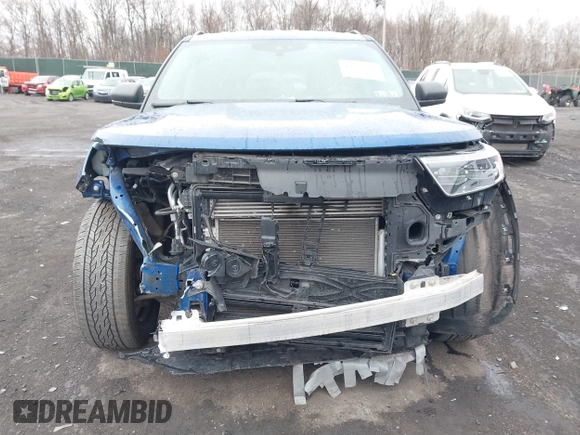 2021 Ford Explorer XLT with VIN 1FMSK8DH7MGA32857, listed as a IAAI auction lot 41877424 with 77,793 mi miles. Bid and sale history available at carsss.com. Image 6.