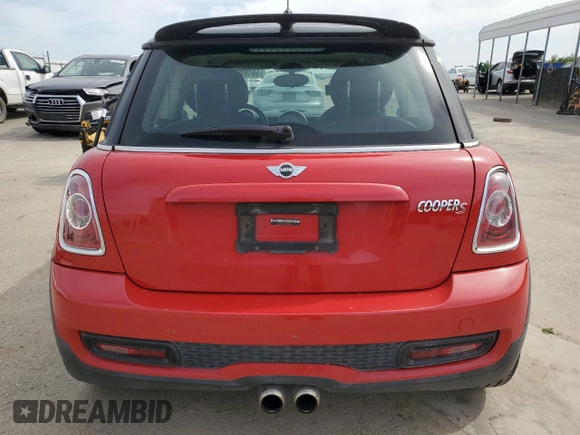 2012 MINI Hardtop S with VIN WMWSV3C58CT386122, listed as a Copart auction lot 55184865 with 92,156 mi miles and Clean Title. Bid and sale history available at DreamBid. Image 6.