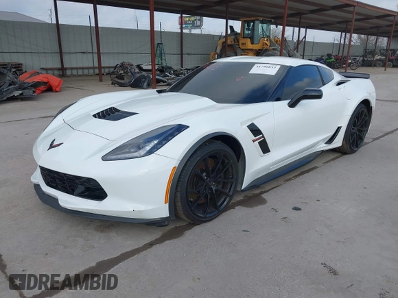 2018 Chevrolet Corvette Grand Sport 2LT with VIN 1G1YY2D73J5106468, listed as a IAAI auction lot 41790853 with 10,646 mi miles. Bid and sale history available at carsss.com. Image 18.