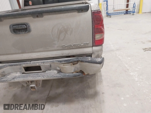 2003 Chevrolet Silverado 1500 with VIN 2GCEK19T131397682, listed as a IAAI auction lot 41596621 with 0 mi miles. Bid and sale history available at carsss.com. Image 6.
