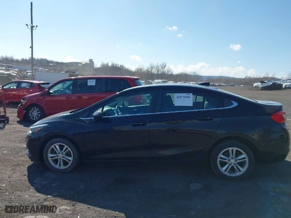 2017 Chevrolet Cruze LT with VIN 1G1BE5SM0H7259686, listed as a IAAI auction lot 41879986 with NaN miles. Bid and sale history available at carsss.com. Image 14.
