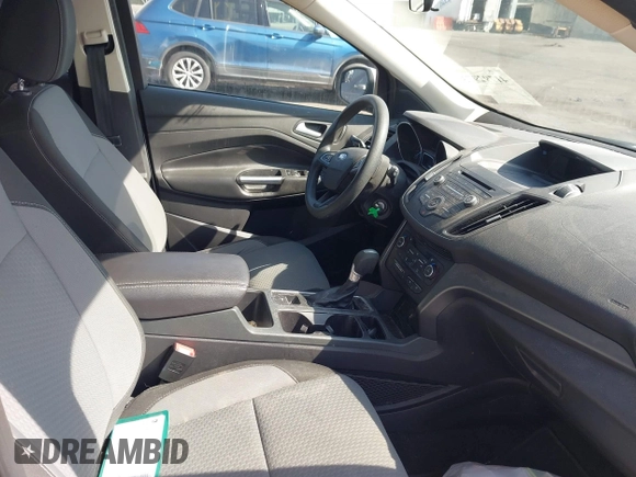 2017 Ford Escape SE with VIN 1FMCU9GD4HUB55262, listed as a IAAI auction lot 41792973 with 98,407 mi miles. Bid and sale history available at carsss.com. Image 5.